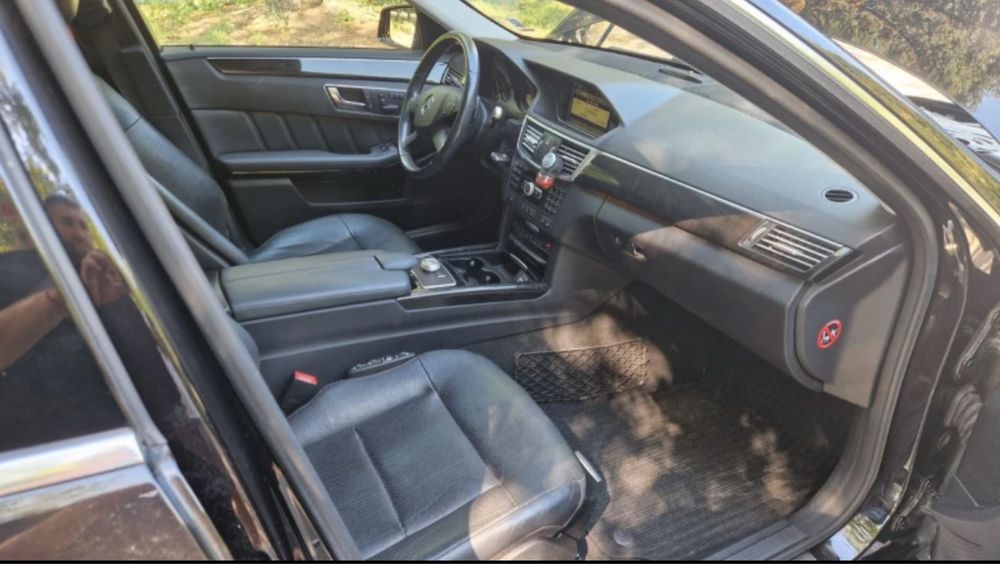 Mercedes E 250 4 MATIC