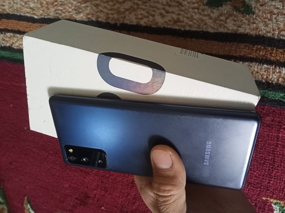 Samsung S20FE Satiladi