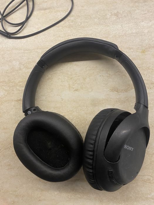 Слушалки Сони с кабел