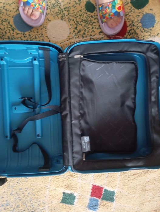Troler Samsonite S’Cure Spinner 69x49x29 cm ,72 de litri,albastru