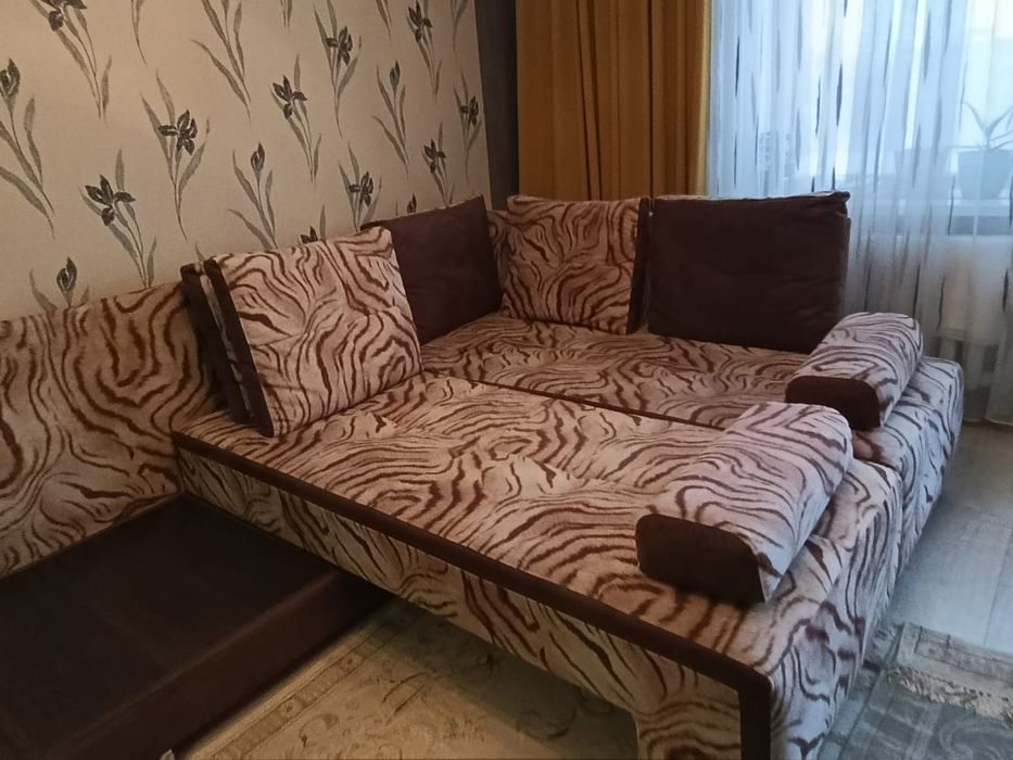 Продам угловой диван