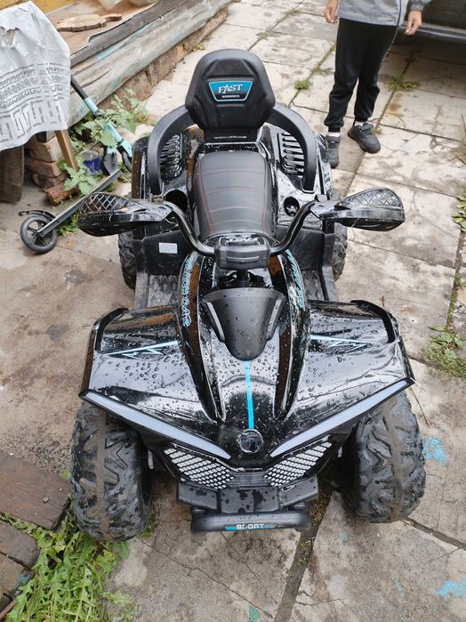 Детская машина квадроцикл