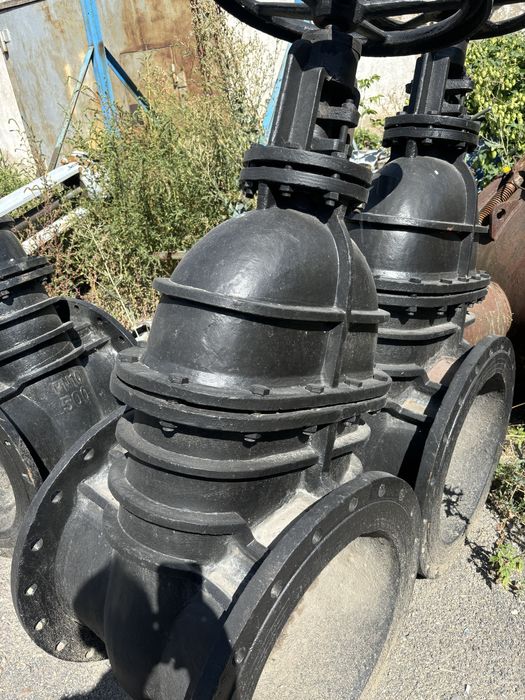 Продаю задвижки