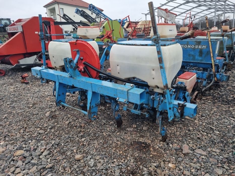 Semanatoare Porumb Monosem PNU 4 sire
