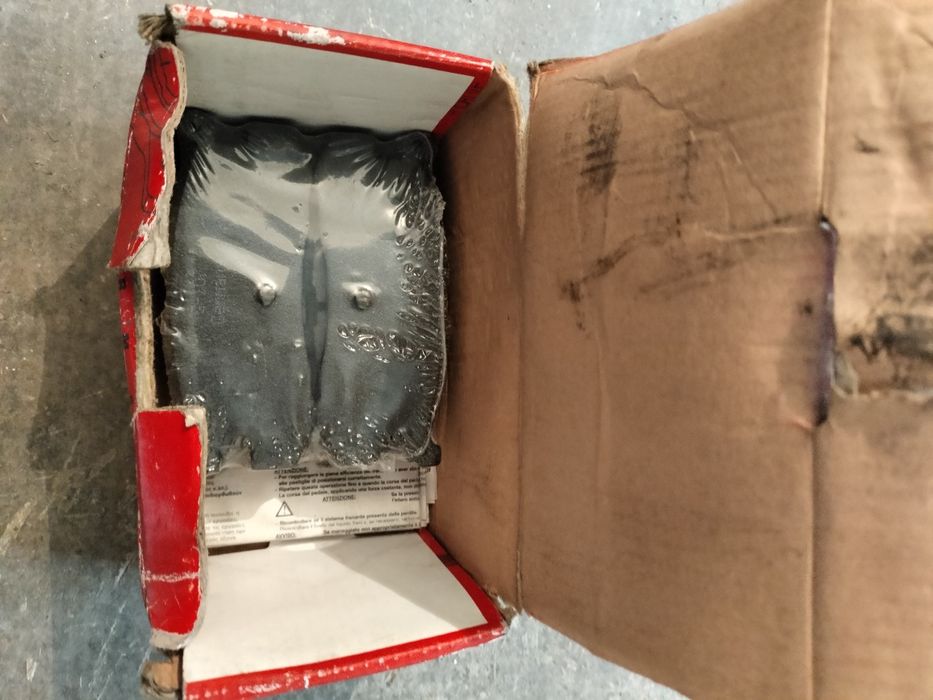 Продам тормозные колодки