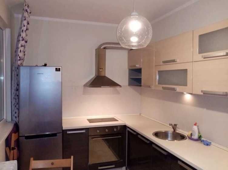 Дава се под наем Тристаен апартамент в София, Изток - 90 кв.м за 764.49 € - Снимка #2