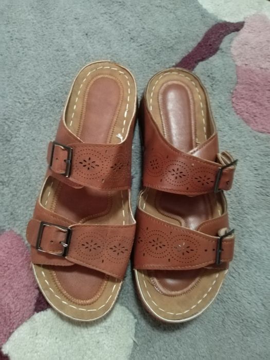 Маратинки и чехли 39номер