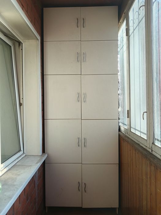 Шкаф на балкон продается