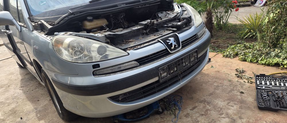 Bara fata capota aripi faruri xenon peugeot 807