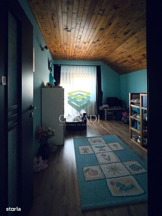 Vila cu teren si garaj in Ciolpani