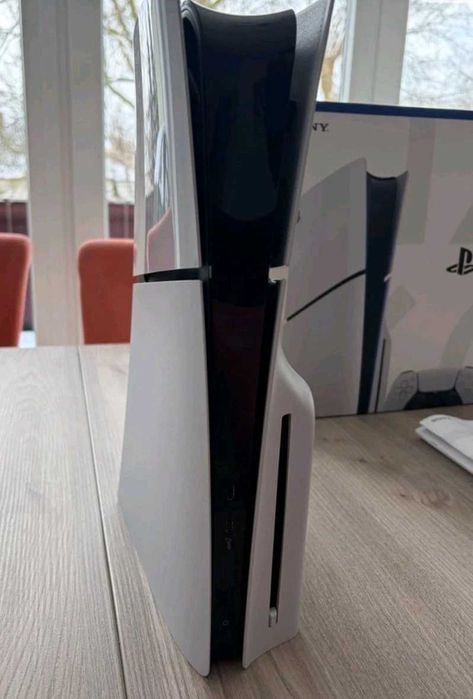 PlayStation 5 Slim Disc Edition 1TB + USB-C Безжични Слушалки + EA Sports FC 26 (PS5)