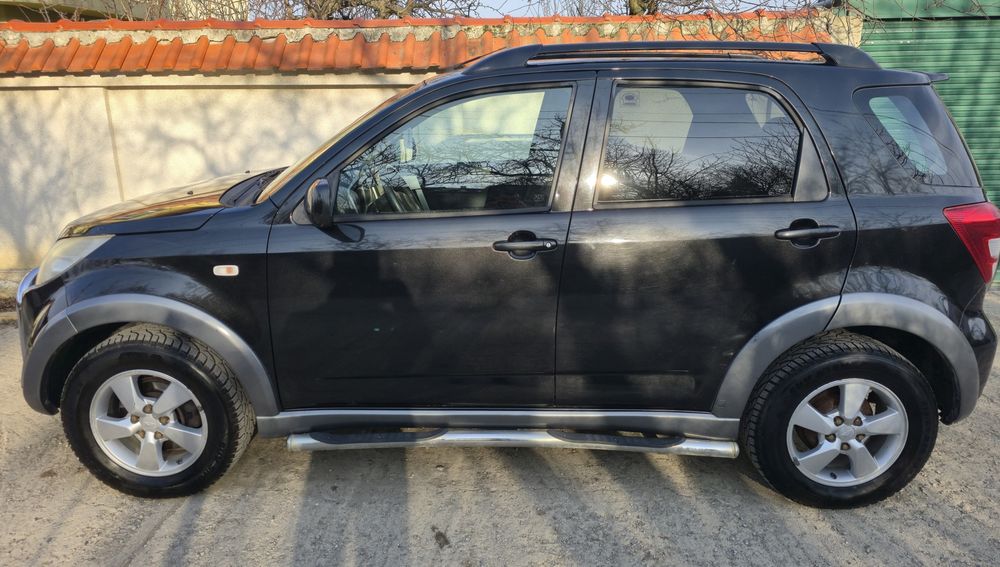 Джип Daihatsu Terios