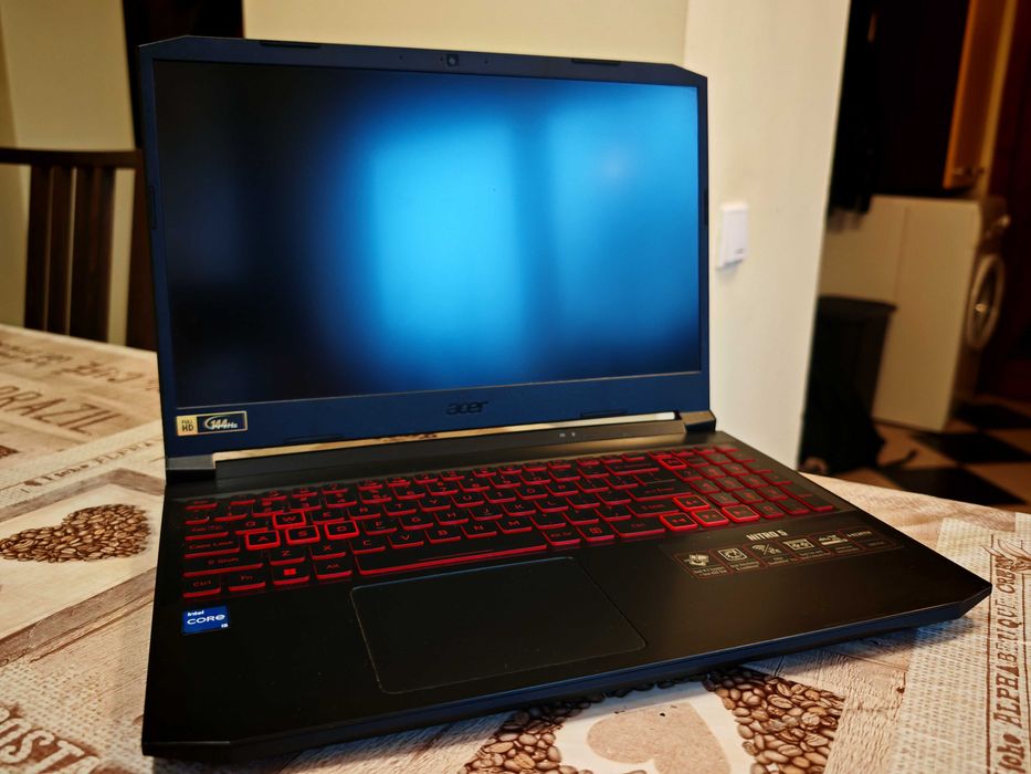 Laptop gaming Acer Nitro AN515-57/i5-11400h/RTX 3050/1 tb SSD/144 hz