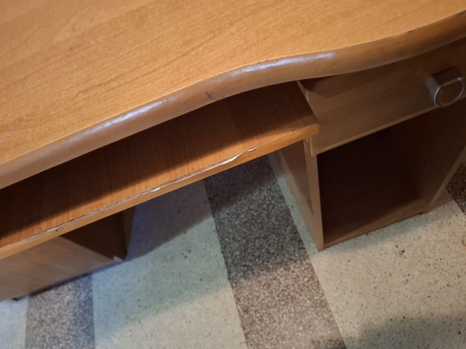 Бюро използвано - 5€