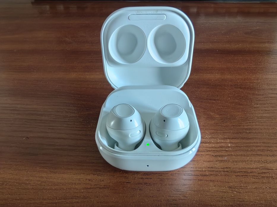 Galaxy Buds FE, наушники