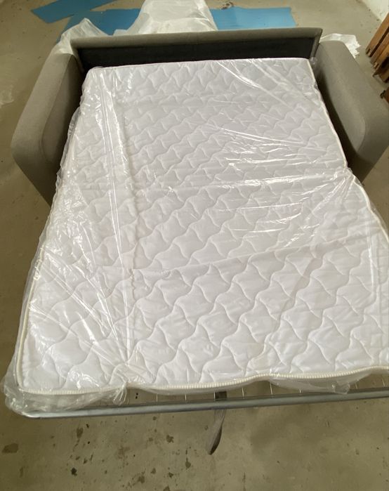 Canapea extensibila NOUĂ