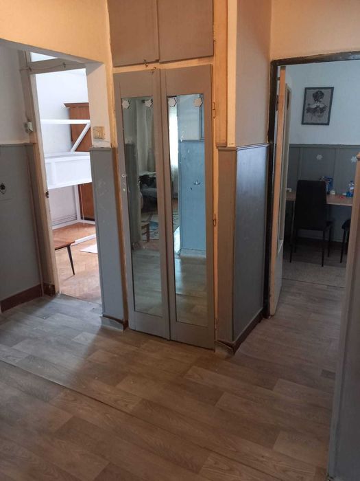 De inchiriat apartament 3 camere decomandate, Bloc UM, et.5/6, 2 bai