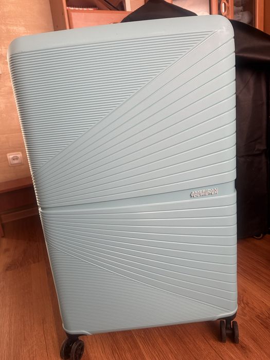 Чемодан american tourister