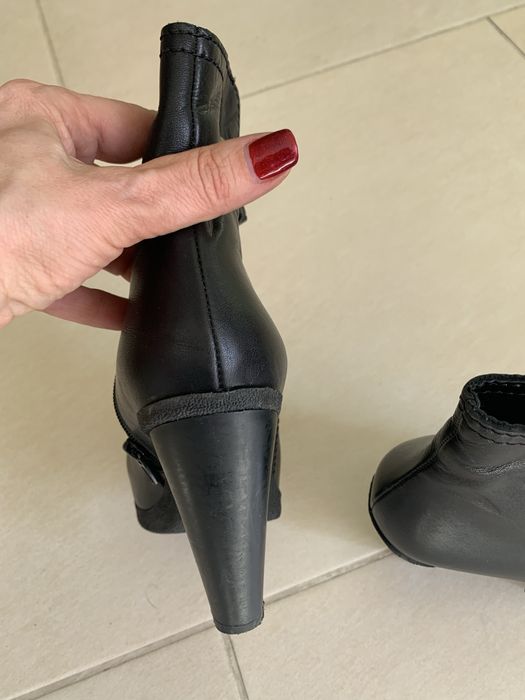 Кожени боти черни