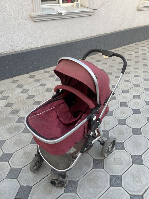 Коляска в хорошем состоянии