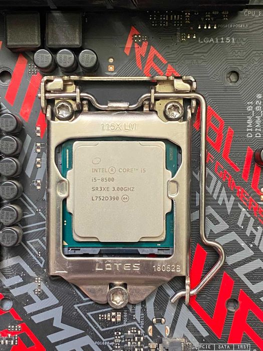 KIT Placa de baza ROG STRIX B360-G GAMING + Intel Core i5-8500