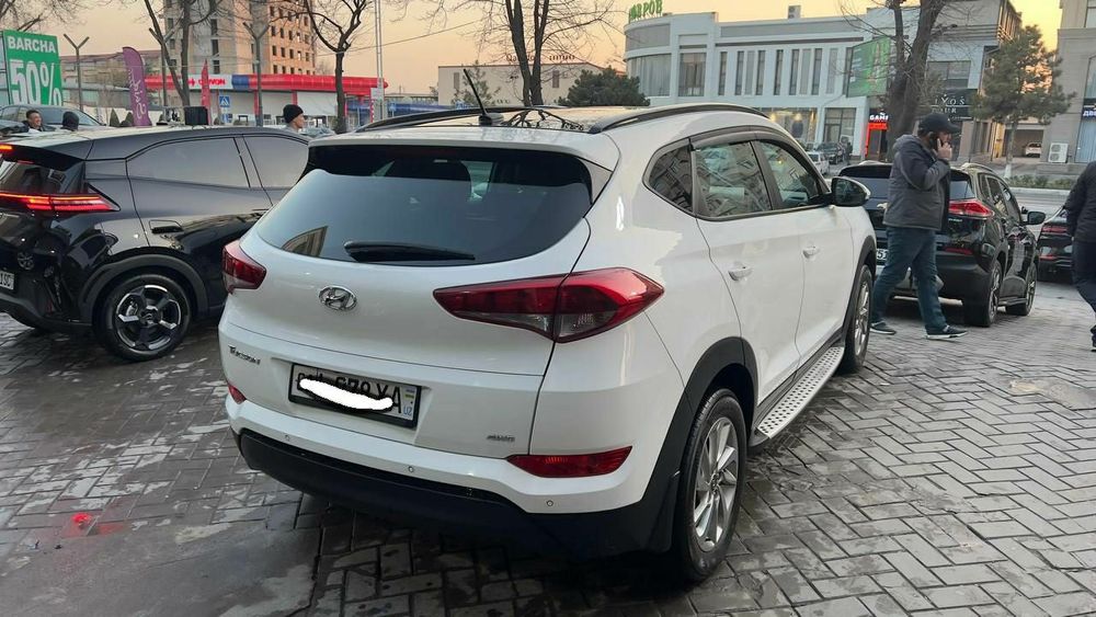 Hundai Tucson  holati ideal