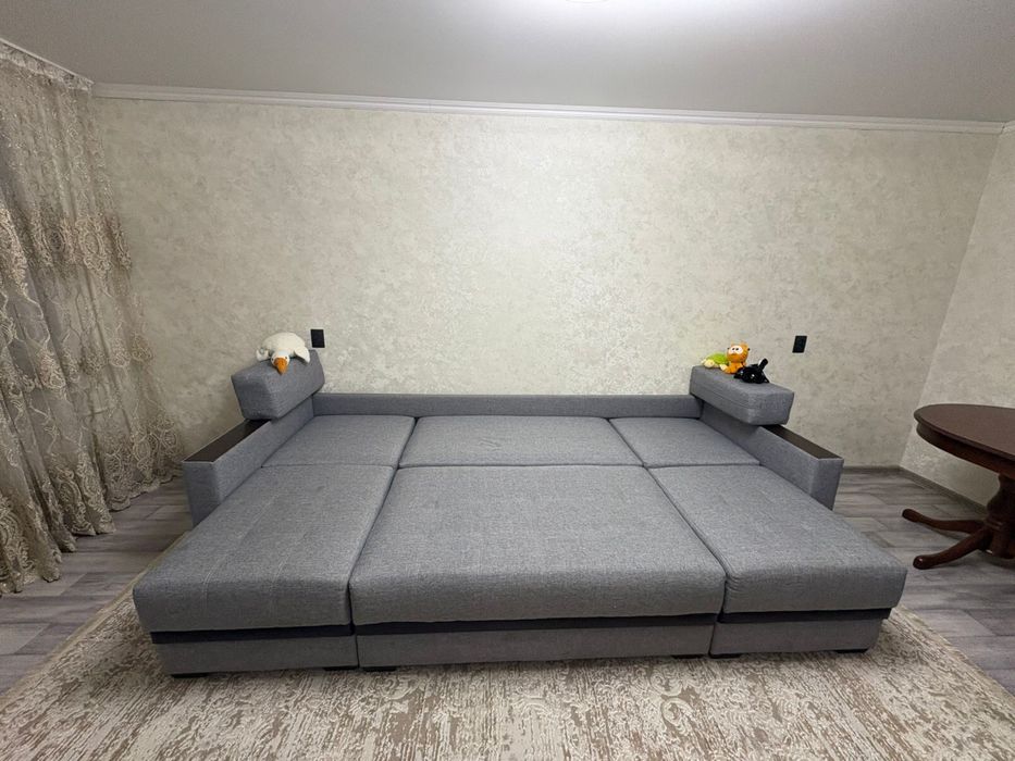 Продам большой раскладной диван