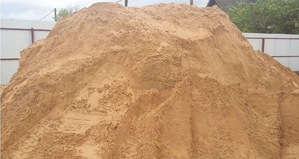 Песок, балласт, щебень, отсев.