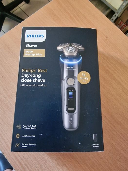 Philips i9000 Prestige Ultra – Aparat de ras electric | Nou, Sigilat