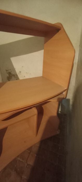 Стол для комьютера