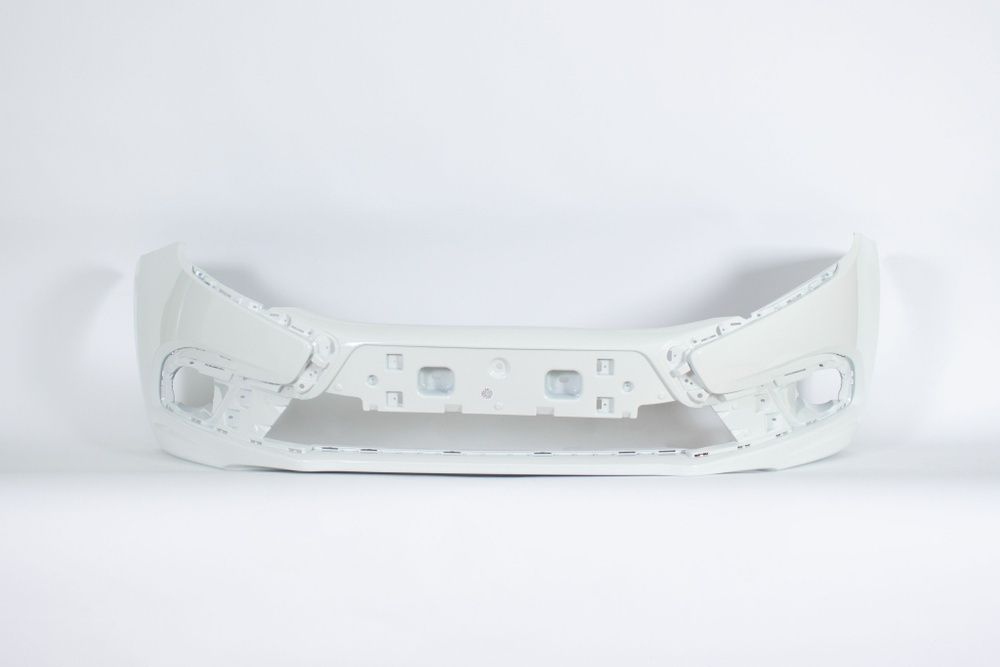 Передний бампер Гранта Фл,новый.