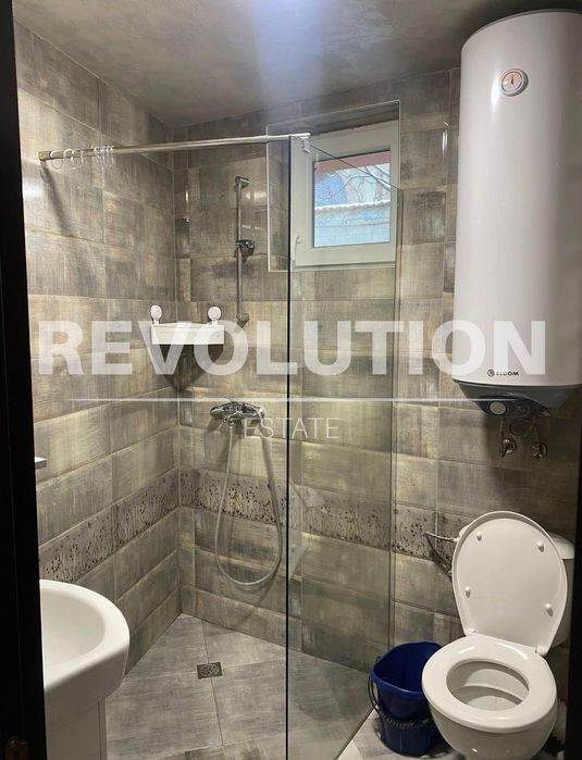 Дава се под наем Тристаен апартамент в Варна, Левски - 98 кв.м за 600 € - Снимка #3