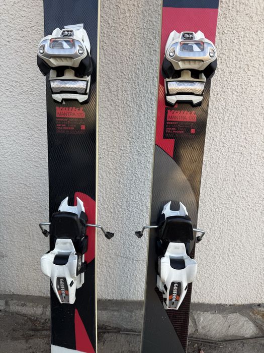 Schiuri Volkl Mantra