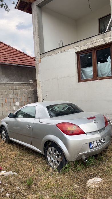 Masina Opel Tigra