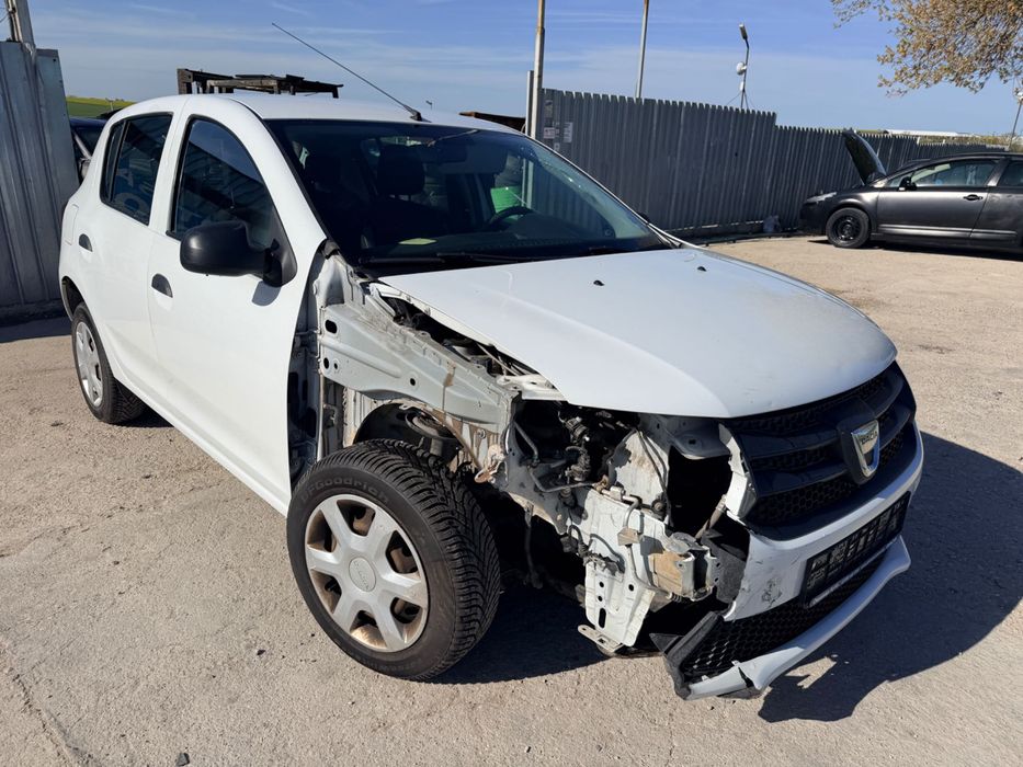 Dacia Sandero 2 1.2i двигател D4F732 5 ск кутия JH3360 73 кс 2017 152000 км Дачия Сандеро 1.2i engine D4F732 5 sp gearbox JH3360 73 hp 2018 г