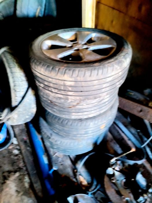 Продам шины с дисками