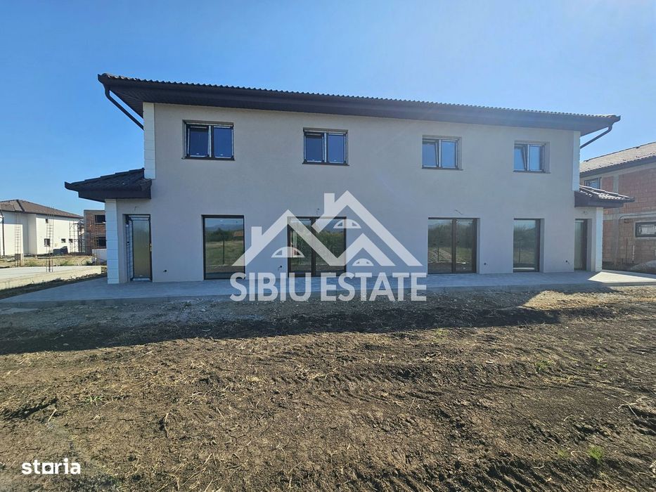 Casa noua 4 dormitoare, 3 bai
