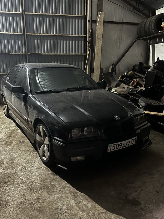 Продам бмв е36 обем 2