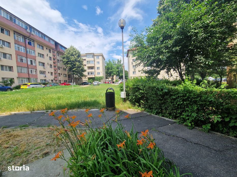 Teren de vânzare în zonă urbană, acces asfaltat