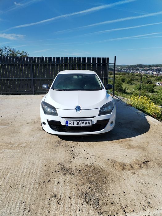 RENAULT Megane 2011 — imagine 3
