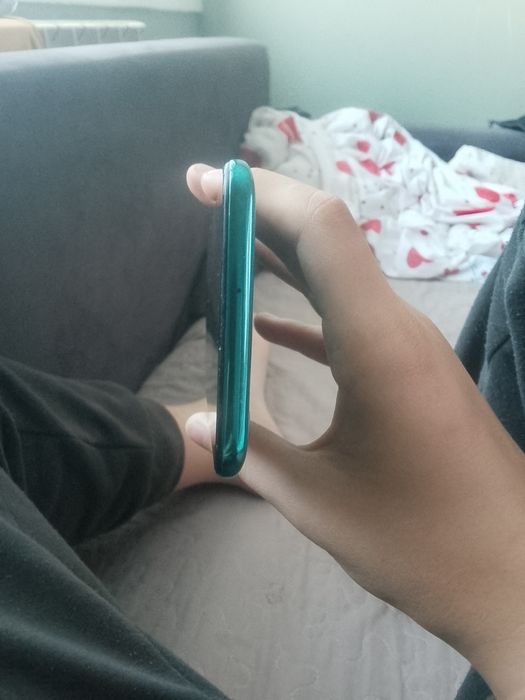 Продам Самсунг а30с в идиальном сотсоянием