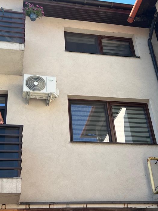 Montaj sisteme aer conditionat