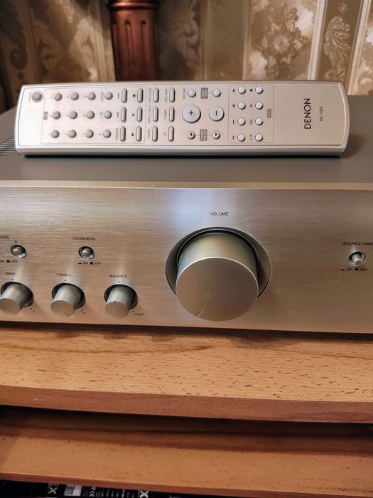 Стерео усилвател Denon PMA-500 AE.