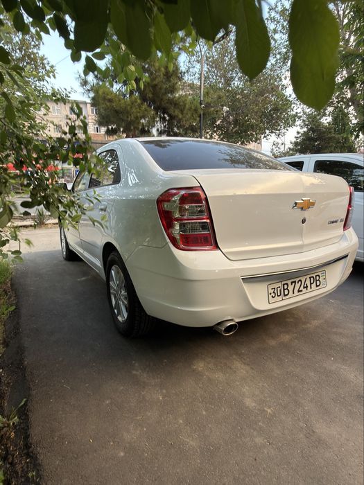 Chevrolet Cobalt 2024 — 4