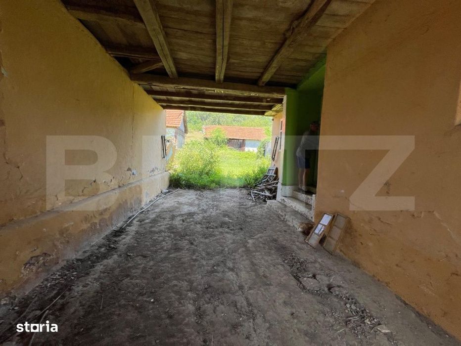 De vanzare casa intr-o zona de deal relaxanta