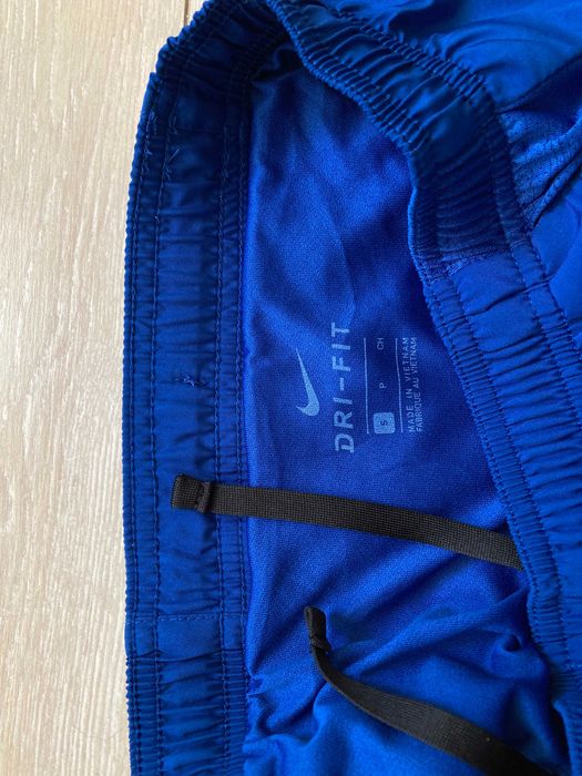 Найк Nike Challenger Air Dri Fit къси панталони къс панталон шорти S