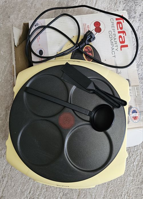 Блинница tefal PY 300140