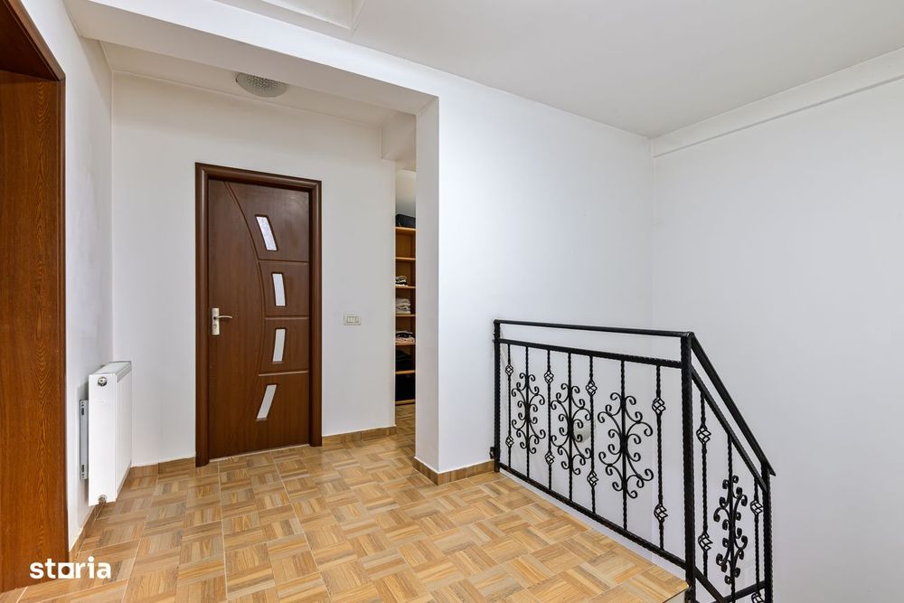 Vila in Comuna Berceni | Pretabil Locuinta |Garaj | Curte libera 300mp