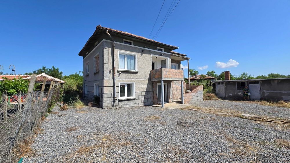 Продава се Къща в с. Новоселец, Област Сливен - 110 кв.м за 328 €/кв.м - Снимка #1