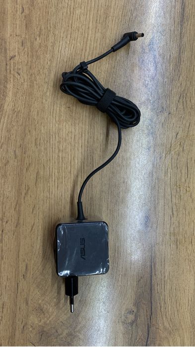 Зарядное устройство для ноутбука Asus